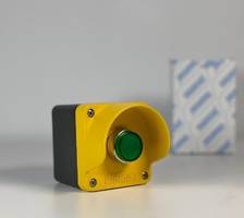 Пост кнопочный металлический с зеленой кнопкой (1НО), M1C100HY - Инстин